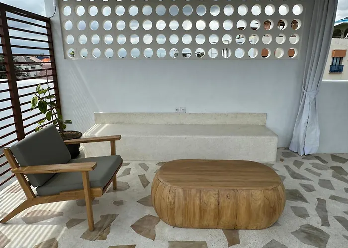 Chic Brand New 4 Bedroom With Pool Near The Canggu