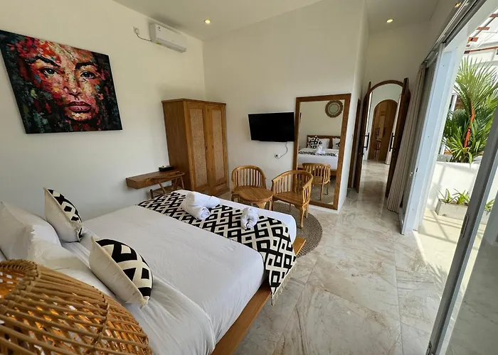 Chic Brand New 4 Bedroom With Pool Near The Villa