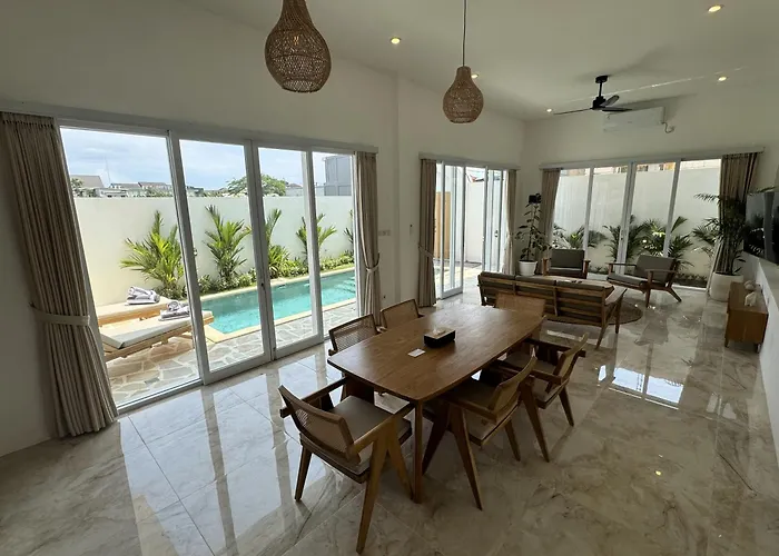 Chic Brand New 4 Bedroom With Pool Near The * Canggu