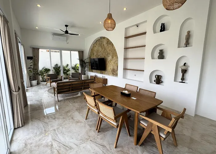 Chic Brand New 4 Bedroom With Pool Near The Villa *